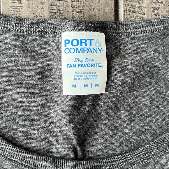 NWOT Beach and palm tree tank top - Picture 3 of 4